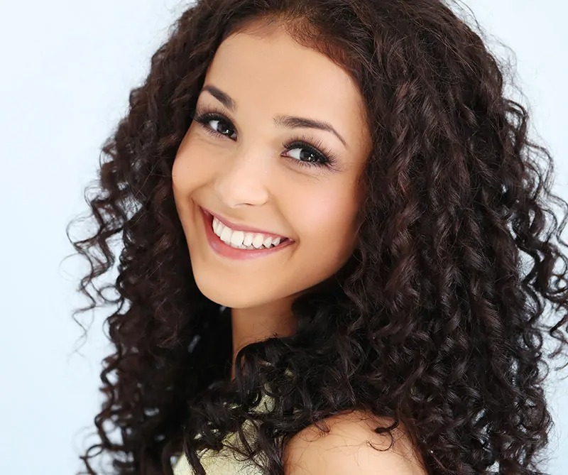 The Reasons Why People Choose A Hollywood Smile Dental Clinic